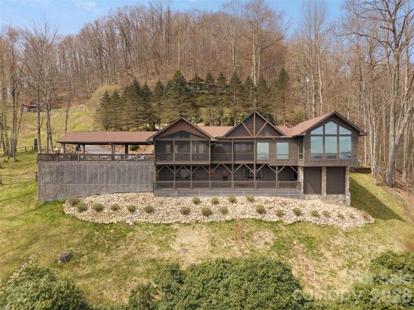 220 Dulcimer Lane, Waynesville, NC 28786