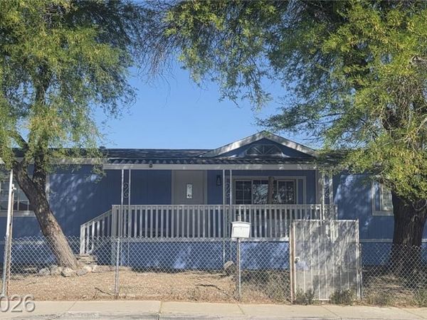 4794 Saguaro Way, Las Vegas, NV 89121