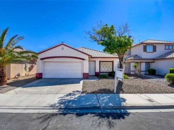 6812 Urania Court , Las Vegas, NV 89131