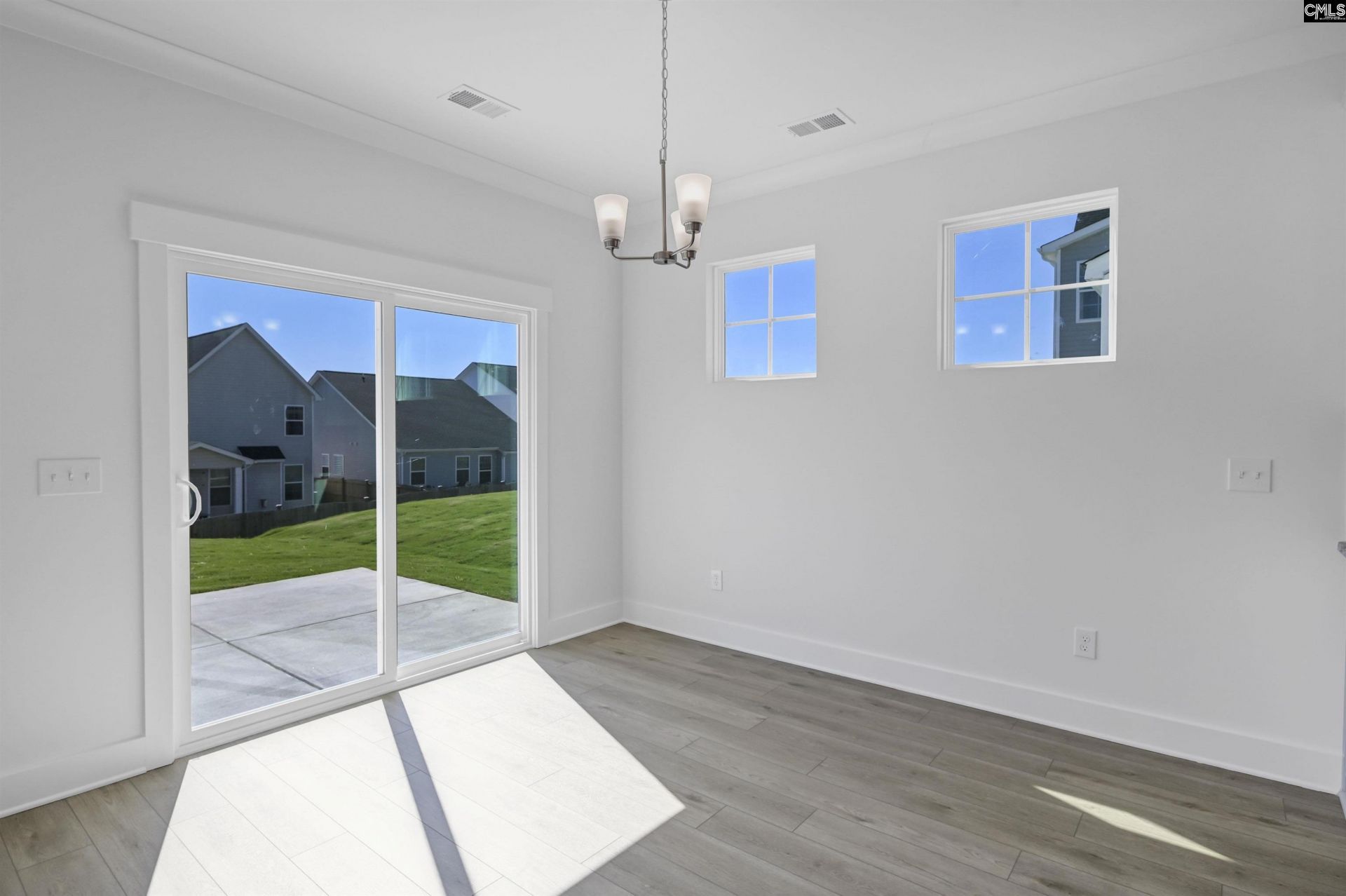 620 Thunder Gulch Avenue  Photo 12