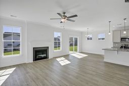 620 Thunder Gulch Avenue  photo 4