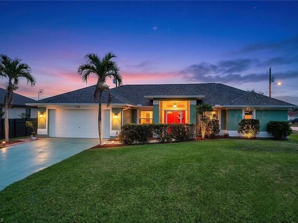 1718 SW 12th LN , CAPE CORAL, FL 33991