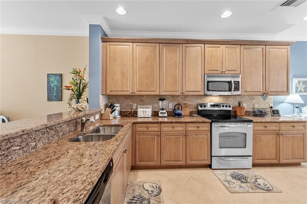 14543 Abaco Lakes Dr, Unit 103, Fort Myers, FL 33908 Photo
