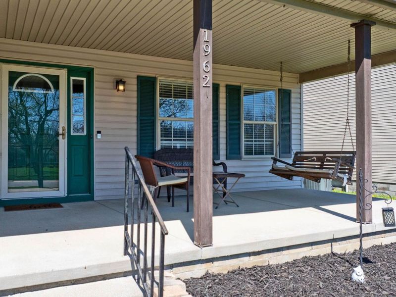 1962 Dyer Road, Grove City, OH 43123 Photo 4