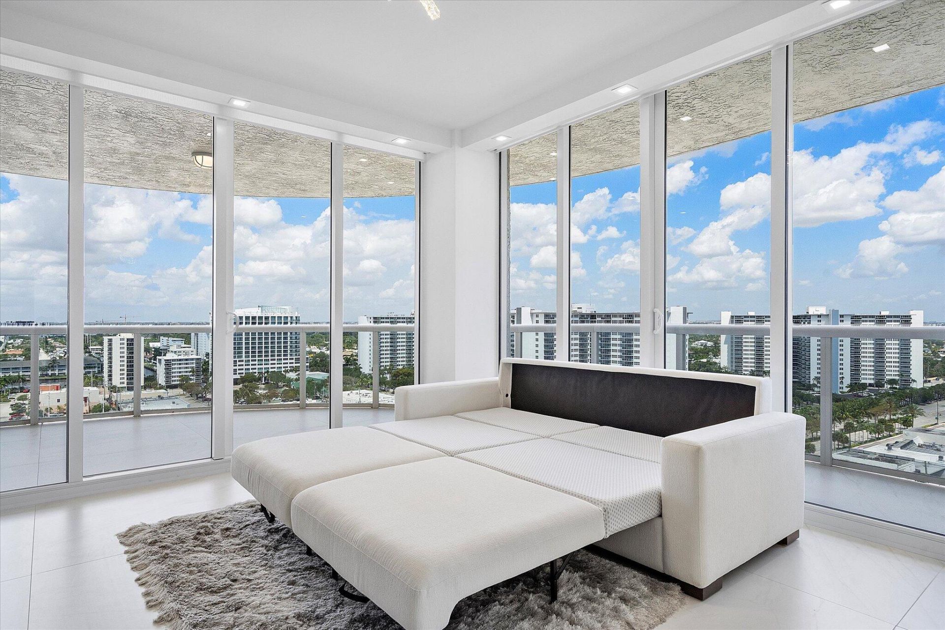 3100 N Ocean Boulevard, Unit 1501, Fort Lauderdale, FL 33308 Photo