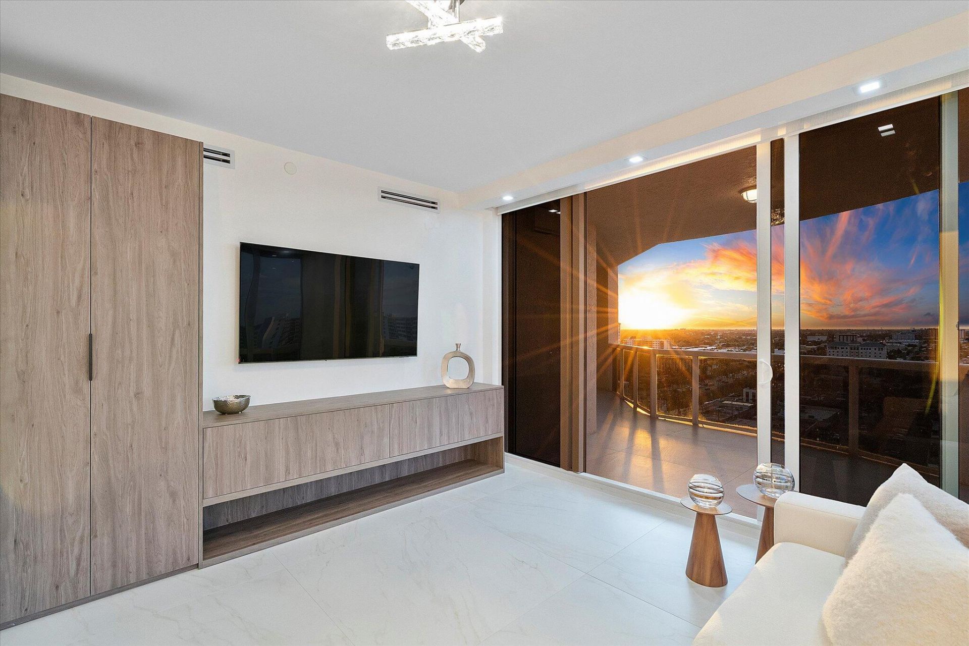 3100 N Ocean Boulevard, Unit 1501, Fort Lauderdale, FL 33308 Photo