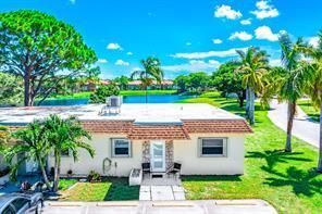 435 SW Natura Avenue, Unit A, Deerfield Beach, FL 33441 Photo