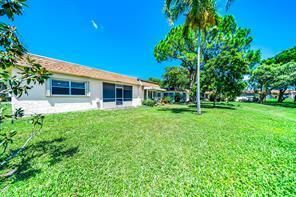 435 SW Natura Avenue, Unit A, Deerfield Beach, FL 33441 Photo