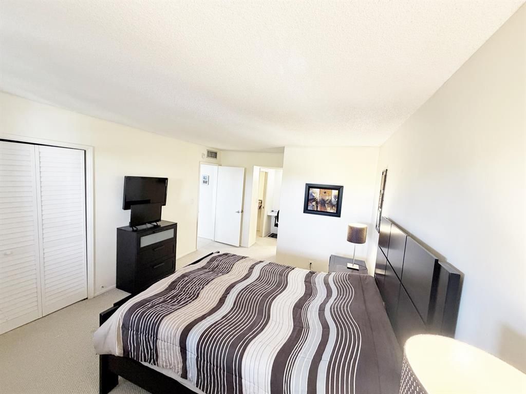 2681 S Course Drive, Unit 511, Pompano Beach, FL 33069 Photo