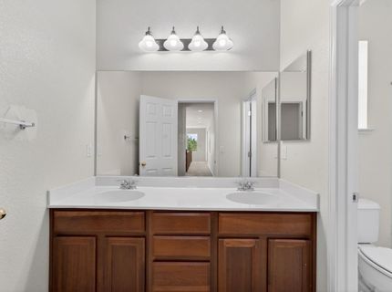 5708 Claudied Way, Elk Grove, CA 95757 Photo