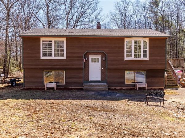 560 Conant Rd, Athol, MA 01331