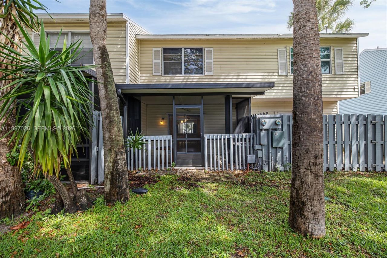 85 SW 3rd St, Pompano Beach, FL 33060 Photo