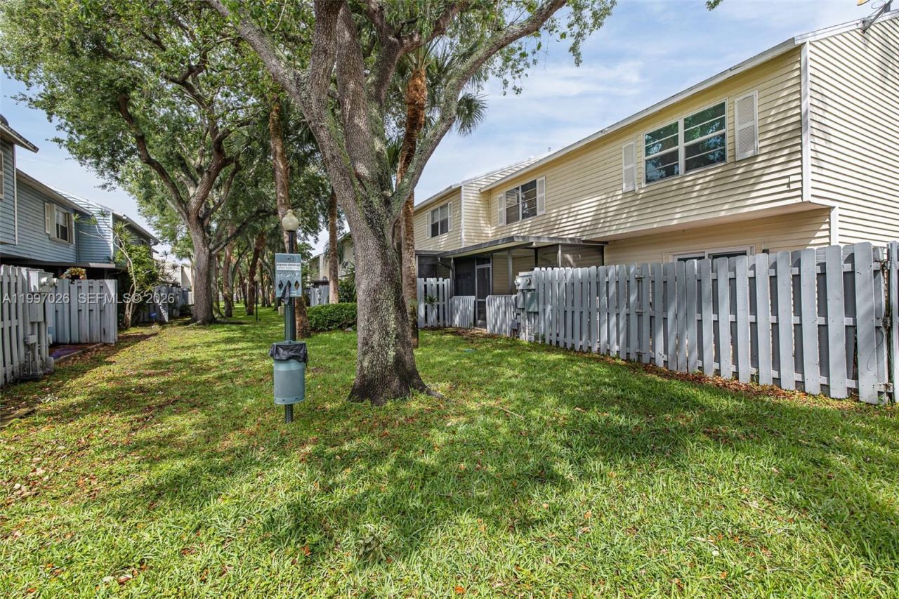 85 SW 3rd St, Pompano Beach, FL 33060 Photo
