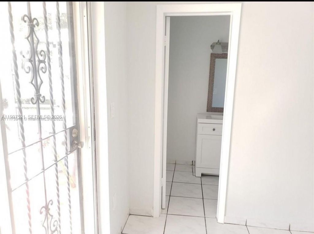 3040 SW 77th Ct, Miami, FL 33155 Photo