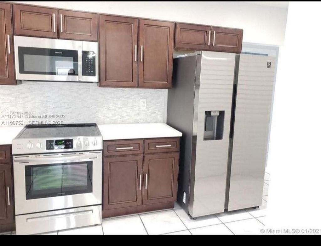 3040 SW 77th Ct, Miami, FL 33155 Photo