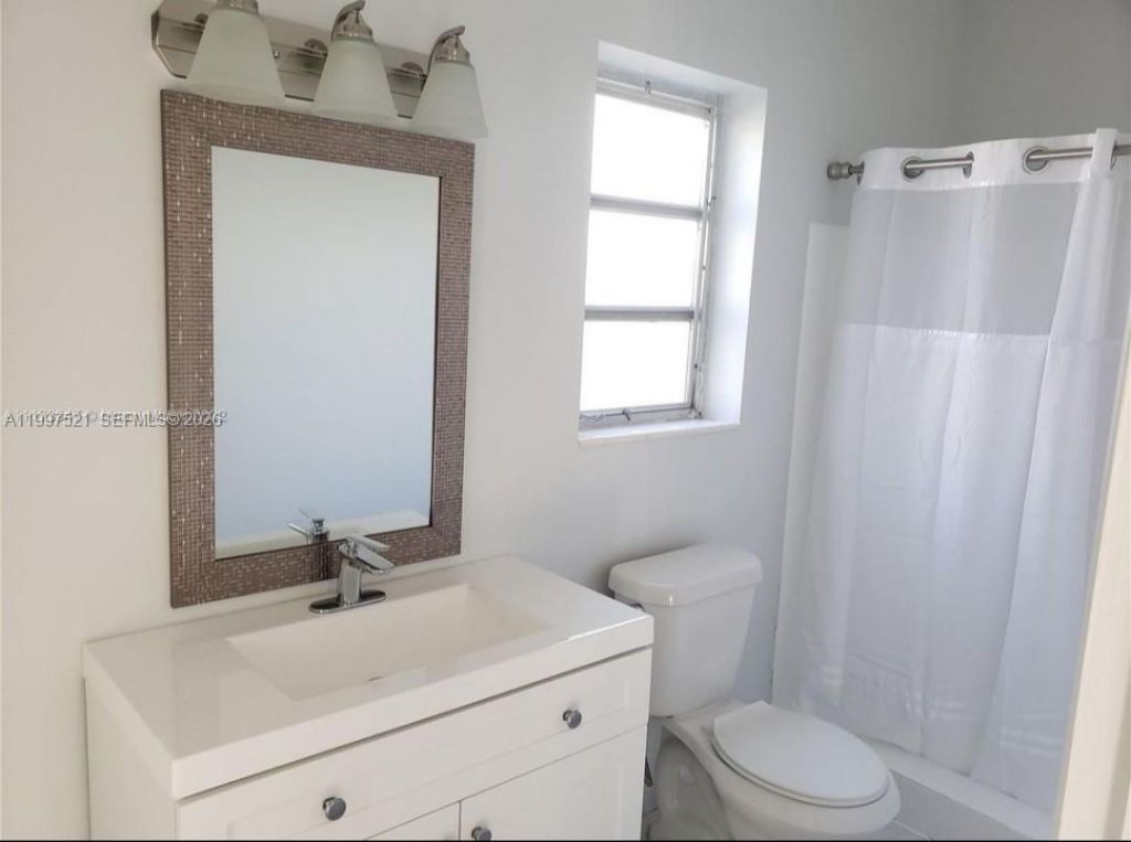 3040 SW 77th Ct, Miami, FL 33155 Photo