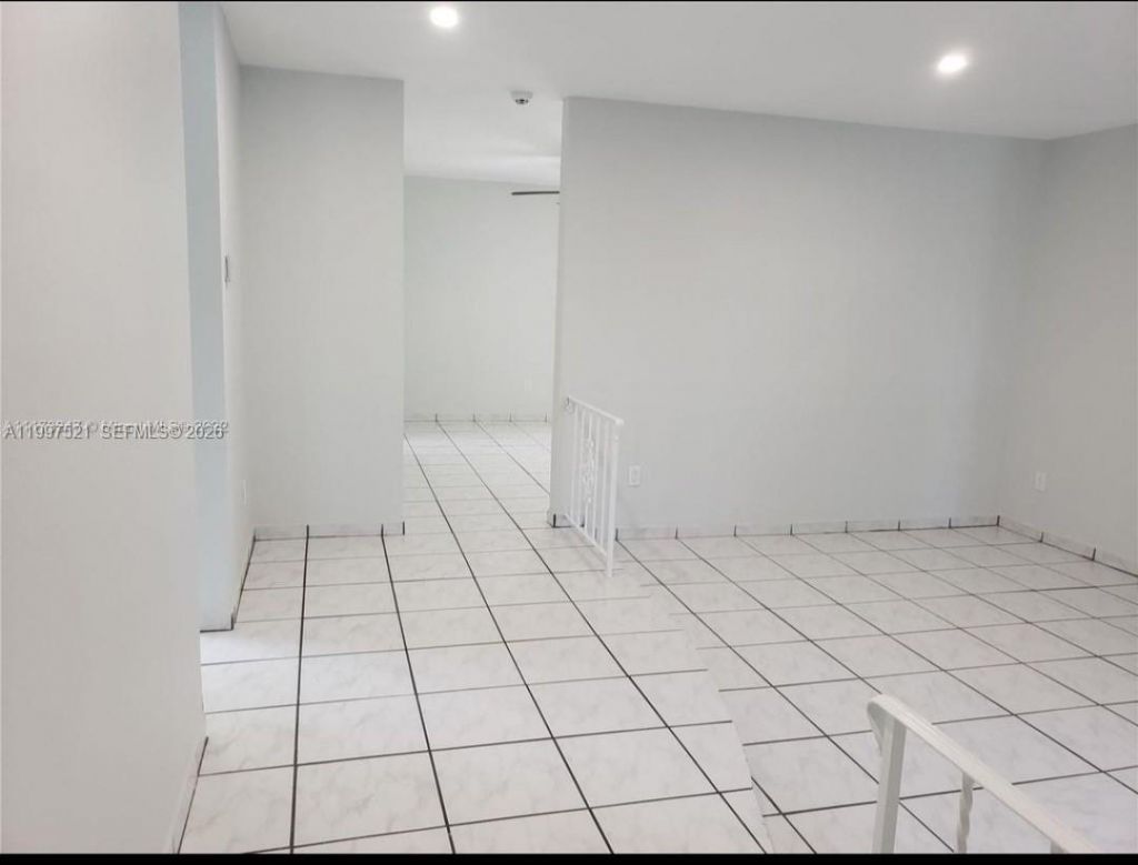 3040 SW 77th Ct, Miami, FL 33155 Photo