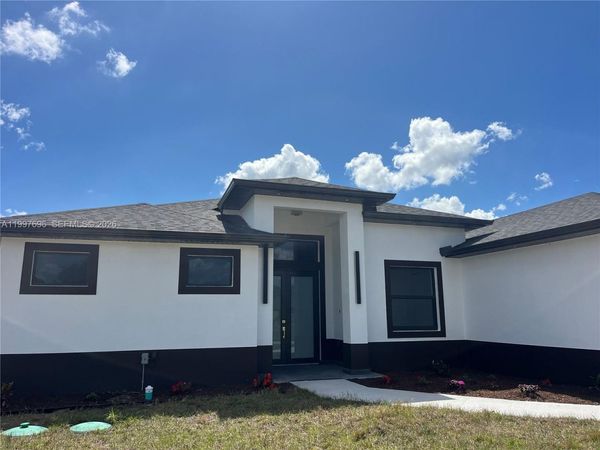 1214 delores st , Lehigh Acres, FL 33974