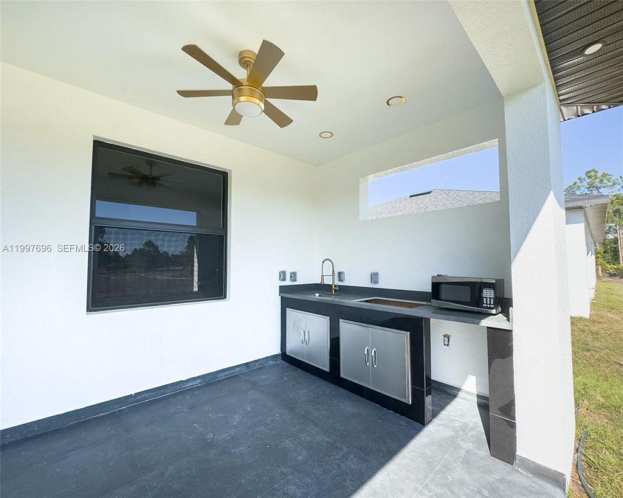 1214 Delores St, Lehigh Acres, FL 33974 Photo