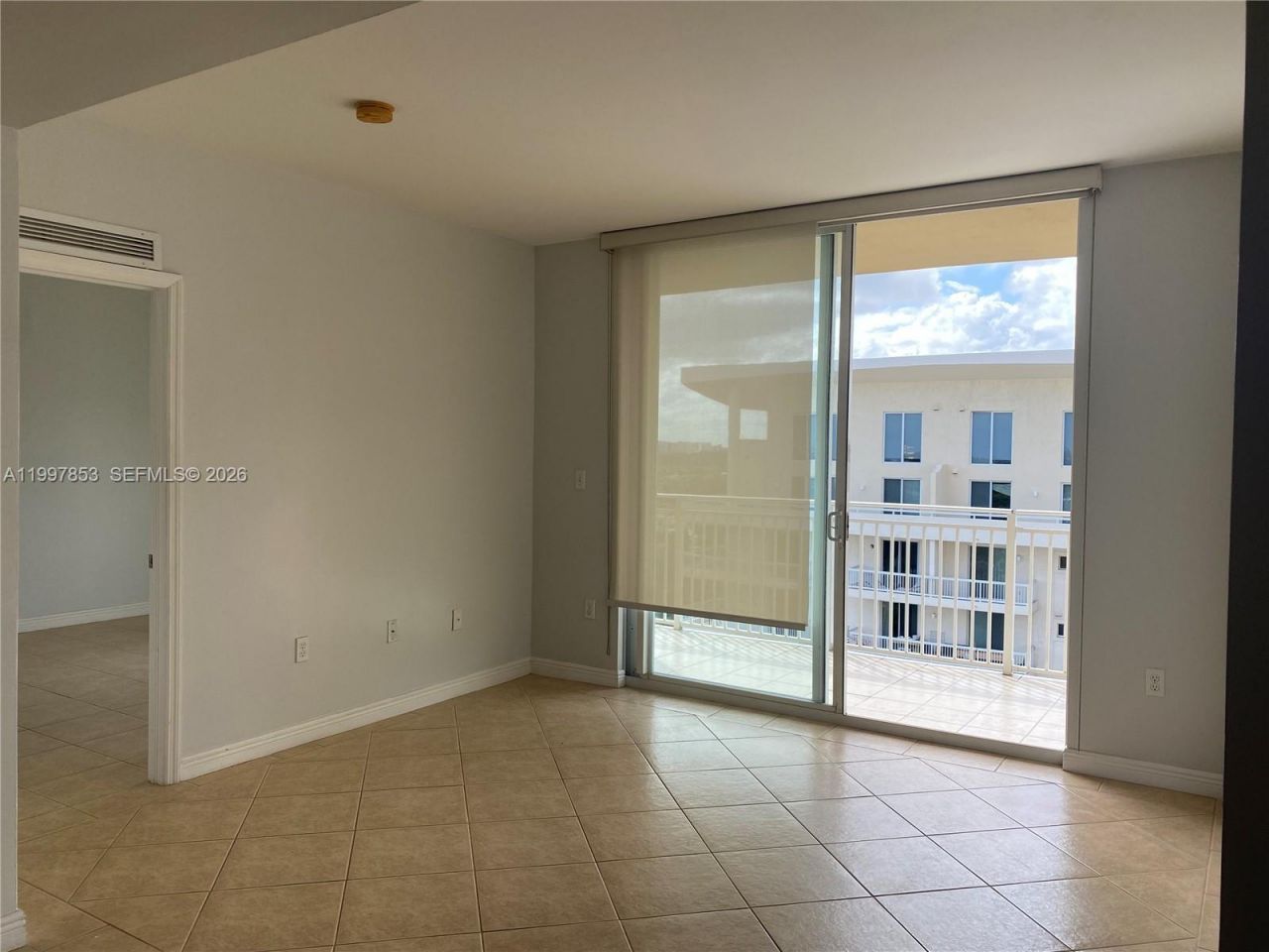 2425 SW 27th Ave , Unit 1008, Miami, FL 33145 Photo