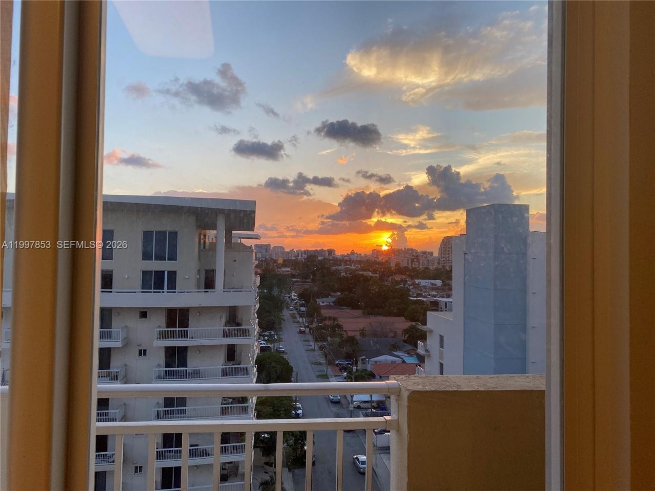 2425 SW 27th Ave , Unit 1008, Miami, FL 33145 Photo