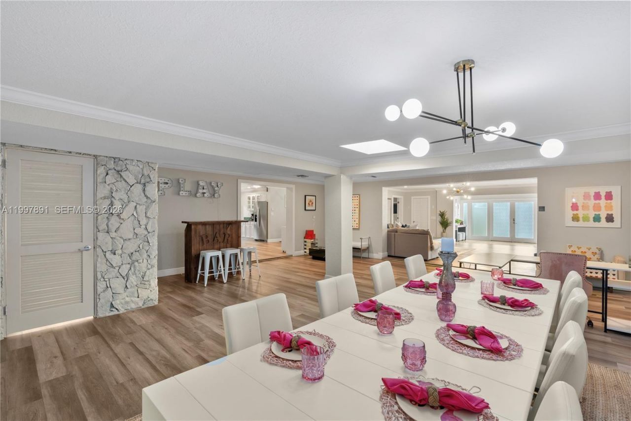 1652 NE 39th St , Oakland Park, FL 33334 Photo