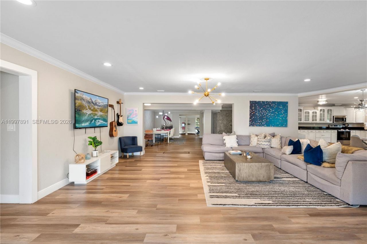 1652 NE 39th St , Oakland Park, FL 33334 Photo