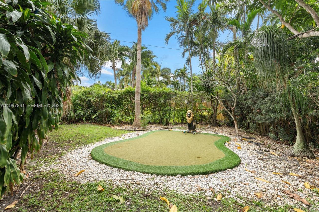 1652 NE 39th St , Oakland Park, FL 33334 Photo