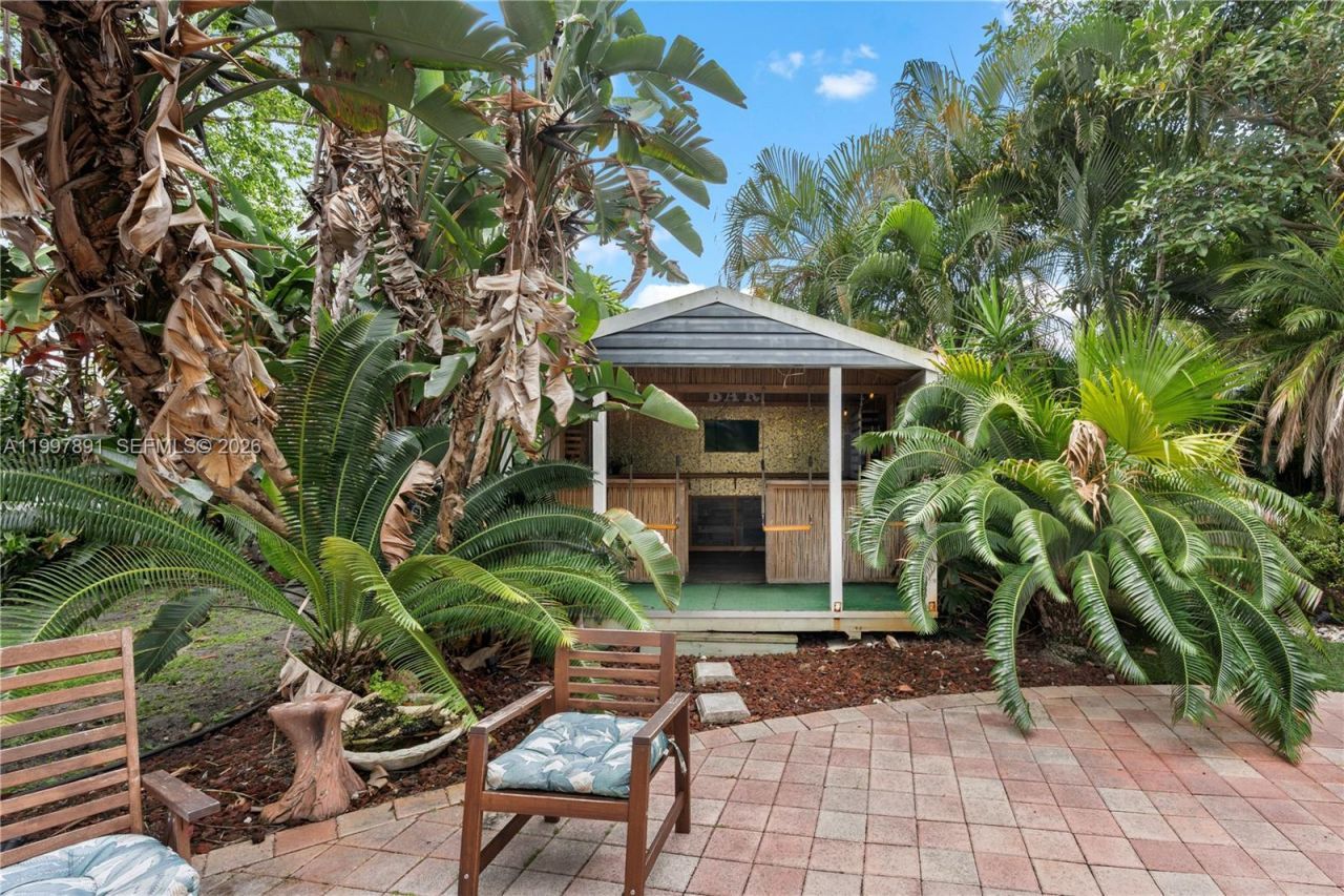 1652 NE 39th St , Oakland Park, FL 33334 Photo