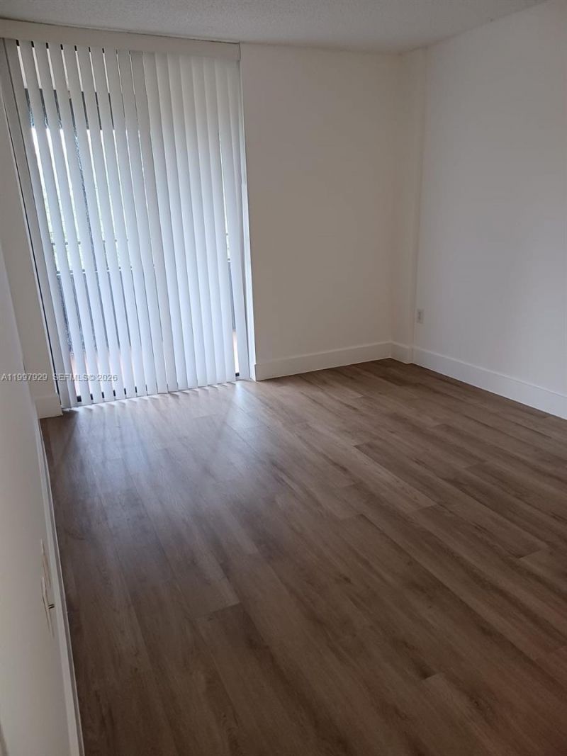 16220 NW 2nd Ave, Unit 411, Miami, FL 33169 Photo