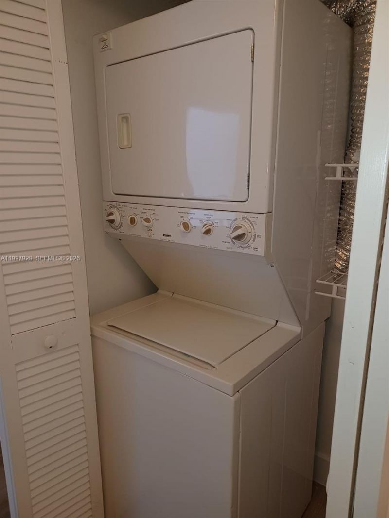 16220 NW 2nd Ave, Unit 411, Miami, FL 33169 Photo