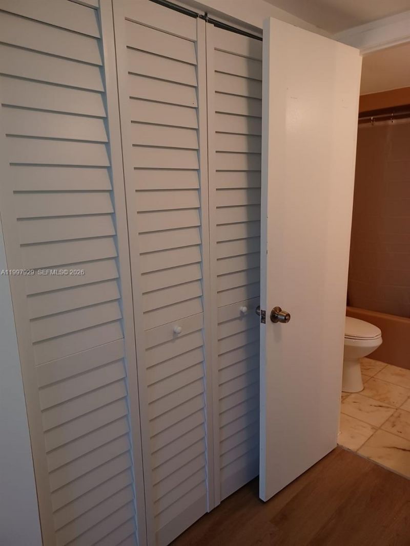 16220 NW 2nd Ave, Unit 411, Miami, FL 33169 Photo