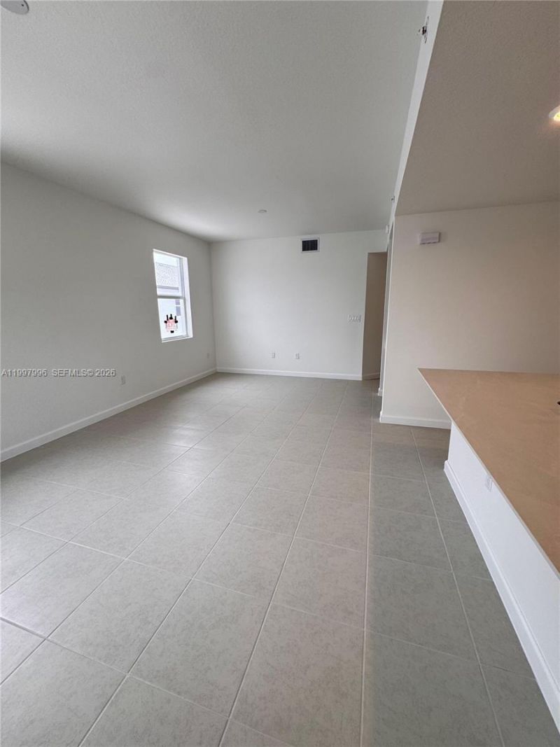 15615 SW 280 St , Unit 10, Homestead, FL 33032 Photo