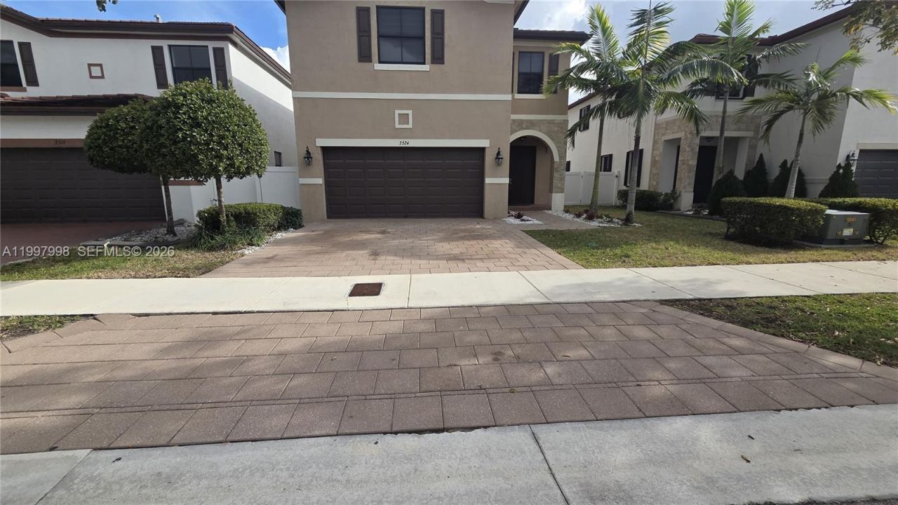 3524 W 106th St, Hialeah, FL 33018 Photo