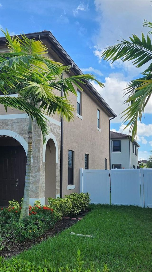 3524 W 106th St, Hialeah, FL 33018 Photo