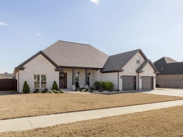 811 Summerfield Tl, Florence, AL