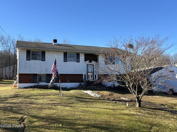 338 Hamlin Highway, Lake Ariel, PA 18436
