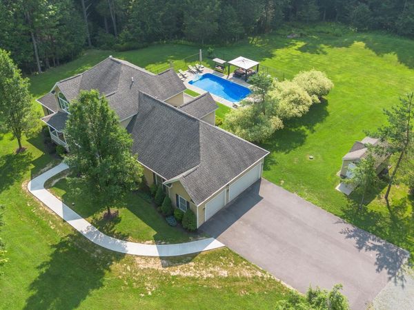 321 Hemlock Drive, Lake Ariel, PA 18436