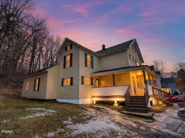 86 Pike Street, Carbondale, PA 18407