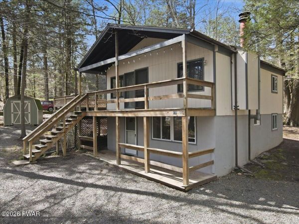 1025 Wallenpaupack Drive, Lake Ariel, PA 18436