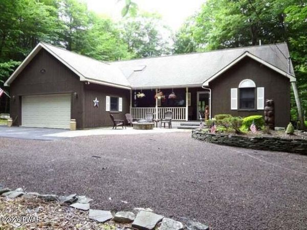 104 Hickory Lane, Greentown, PA 18426