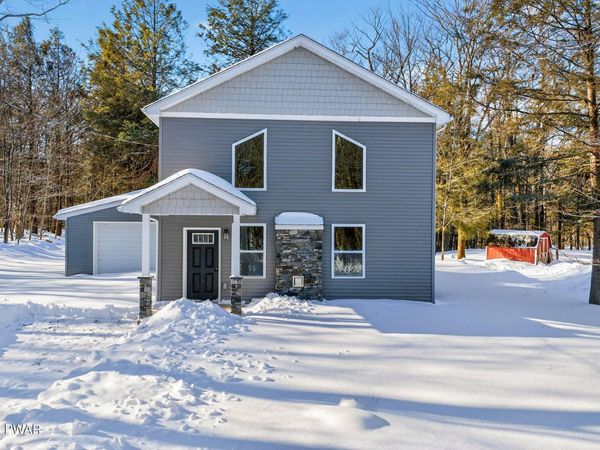 1073 Westside Drive, South Sterling, PA 18445