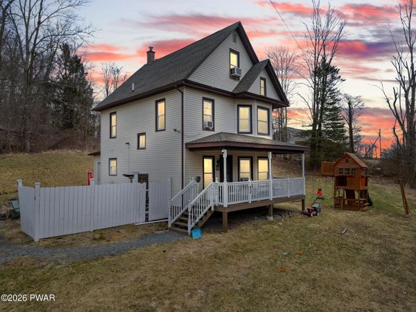 121 Pond Road, Moscow, PA 18444