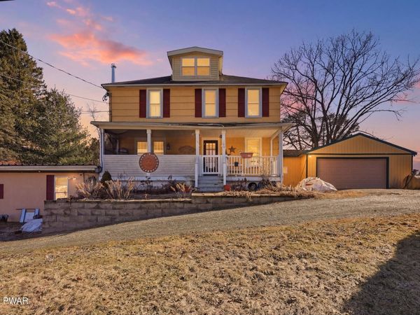 298 Crosstown Highway, Union Dale, PA 18470