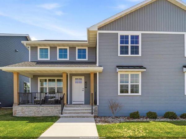 209 RED CEDAR PARKWAY, Kimberly, WI 54136