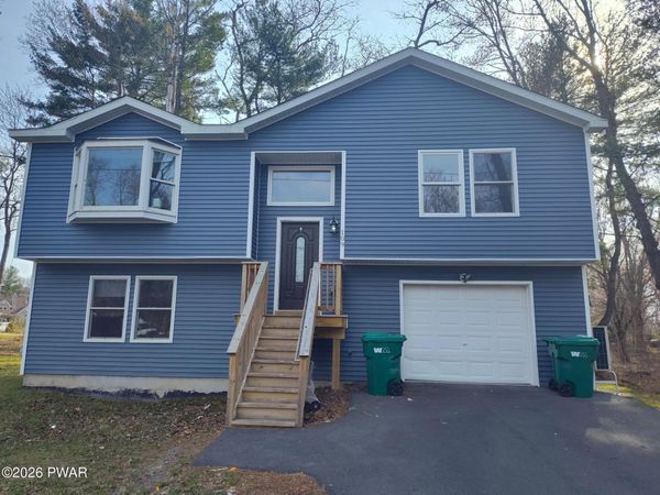 109 ROSE Lane, Matamoras, PA 18336