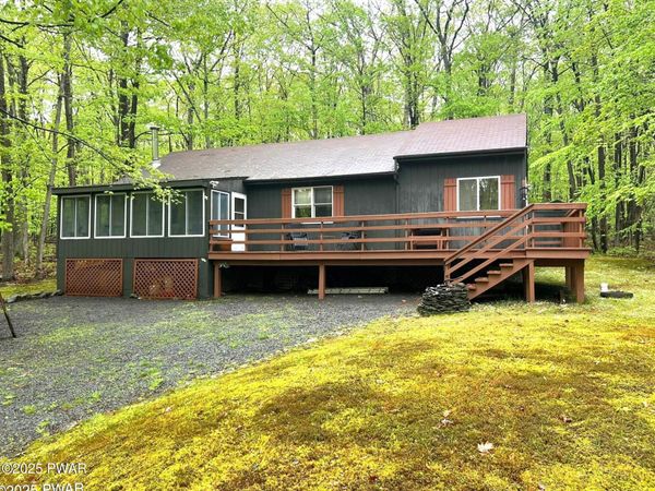 259 Florence Trail, Hawley, PA 18428