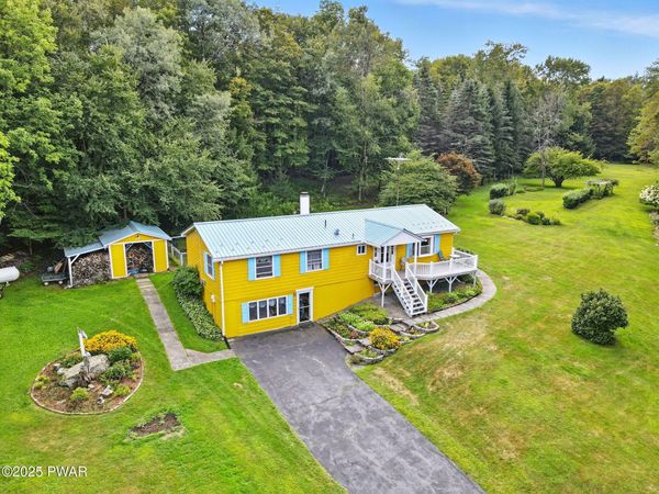 749 Rose Hill Road, Lake Como, PA 18437