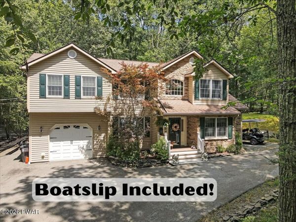 5 Pumphouse Road, Lakeville, PA 18438