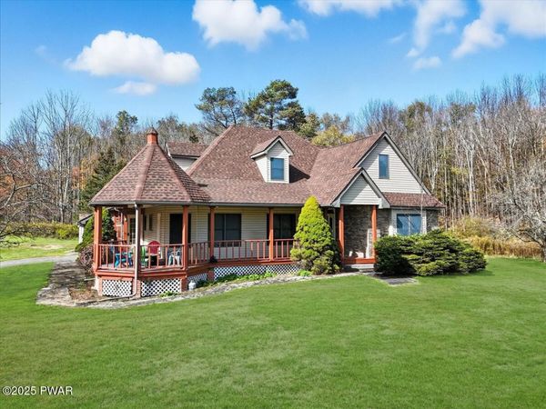 223 Rainbow Road, Lakewood, PA 18439